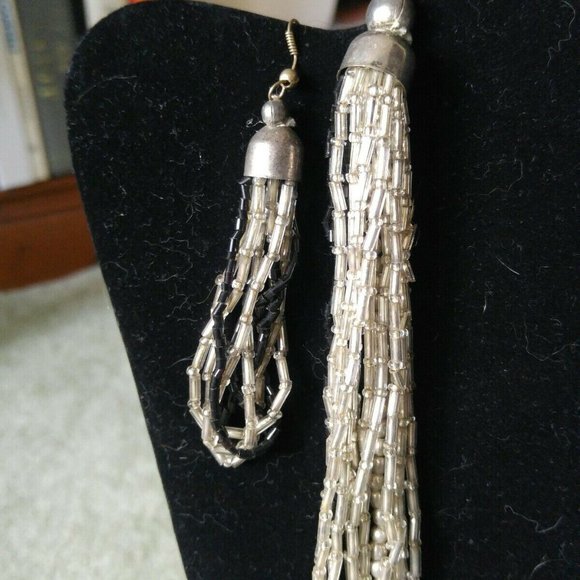 Vintage Silver Black 19 strand Handmade in India SEED BEAD NECKLACE w/ EARRINGS - Picture 2 of 9